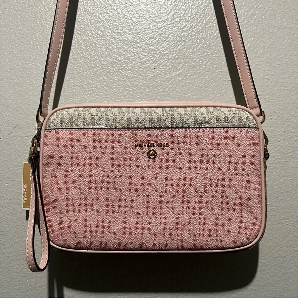 MICHAEL KORS- NWT Jet Set Charm Large EW Camera Xbody Bae Multi Color Pi… - Picture 4 of 15